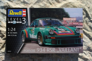 Revell 07032 PORSCHE 934 RSR 